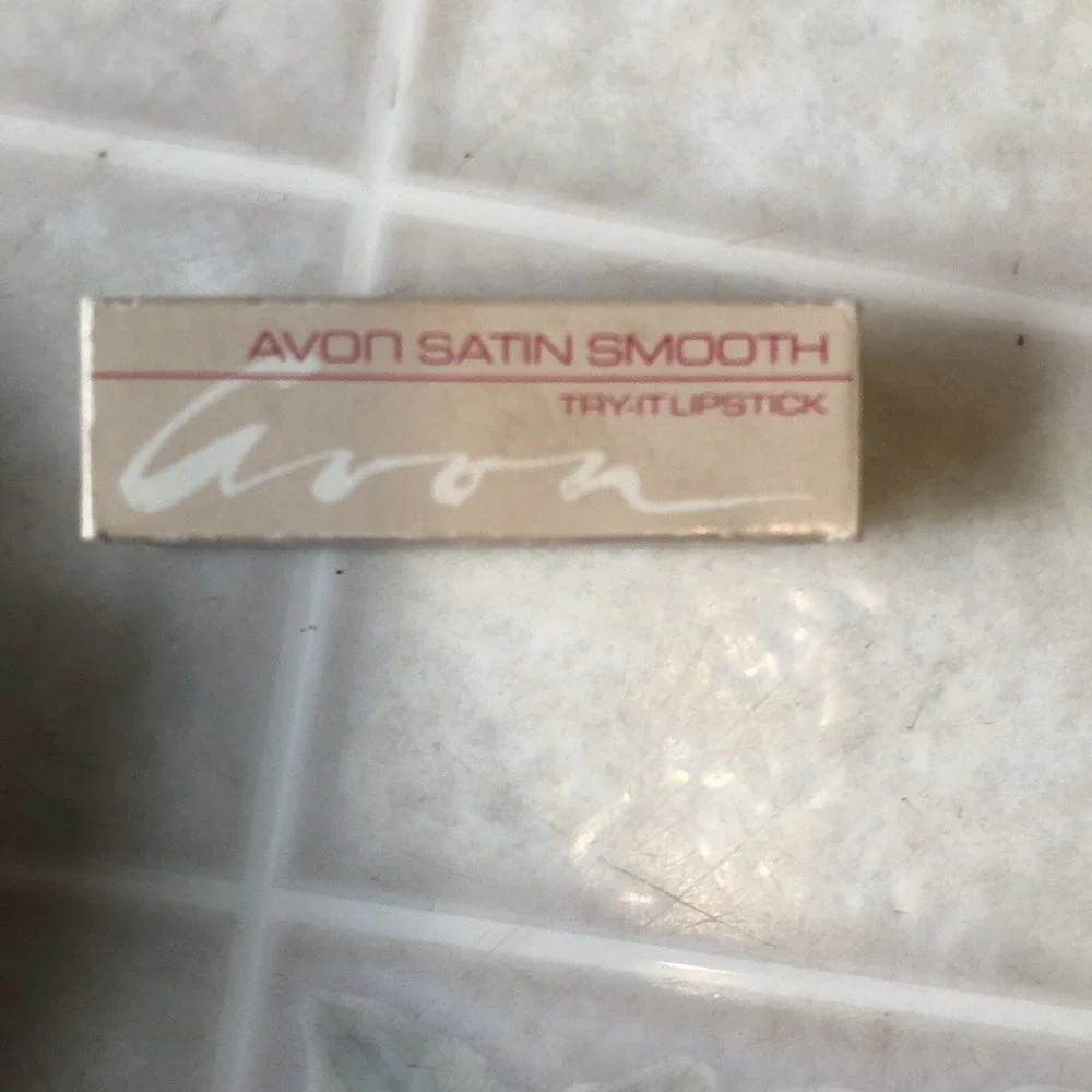 Vintage 1988 Avon Color Rich Try It Lipstick Satin Wine New Old Stock‎